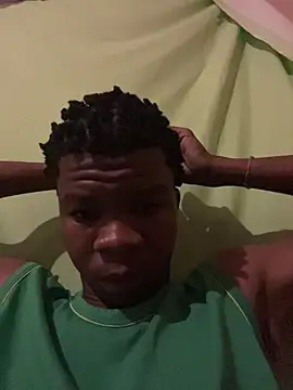 Snapshot of thatotheroneguy chatting on November 2025 02:00:01 AM thatotheroneguy online show from November 2025 02:00:01 AM