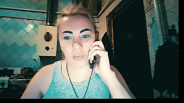 EmmaCat  online show from November 2025 07:43:01 AM