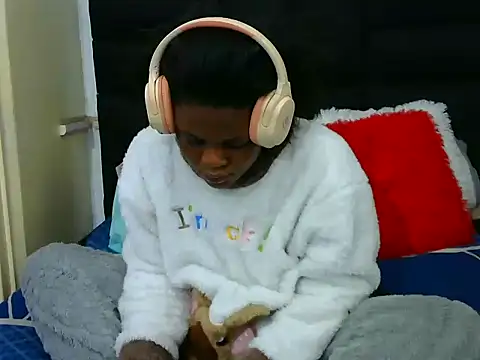 BlondieBitch online show from July 2026 04:37:01 AM