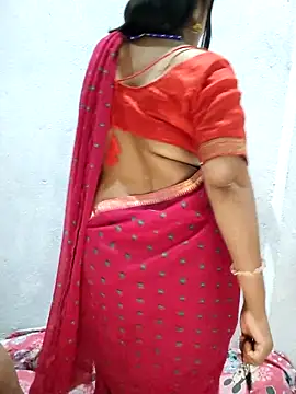 bigcutecouple online show from March 2026 08:04:01 PM