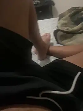 Morenolatino881 online show from October 2025 01:24:01 AM