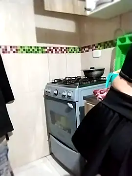 LaraCaliente online show from January 2026 02:02:02 AM