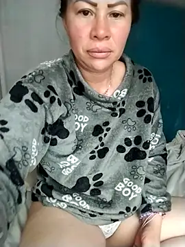 LaraCaliente online show from March 2026 11:48:02 AM