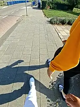 Teealisa online show from September 2025 01:05:02 PM