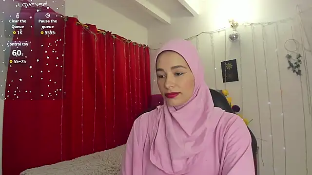 Snapshot of ShanaJamil chatting on November 2025 01:26:02 PM ShanaJamil online show from November 2025 01:26:02 PM