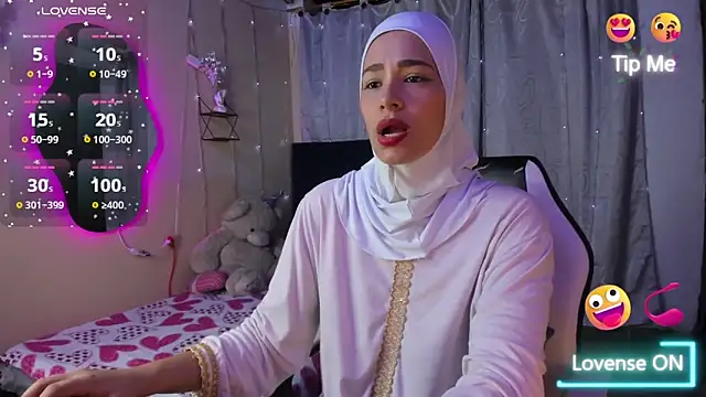 ShanaJamil online show from February 2026 12:14:01 PM