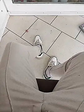 fullystroked online show from October 2025 11:55:02 AM