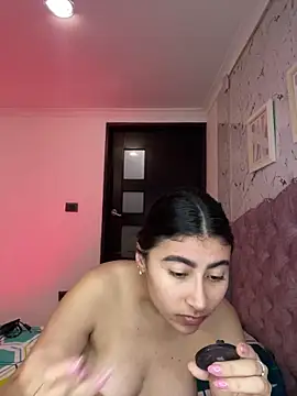 Isabella Montoya online show from October 2025 04:46:01 PM