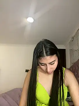 Isabella Montoya online show from November 2025 06:07:02 PM