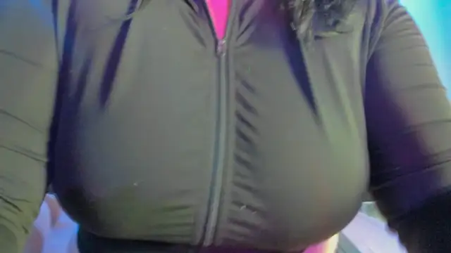 Snapshot of abbiecollins_js chatting on October 2025 05:10:01 AM abbiecollins js online show from October 2025 05:10:01 AM