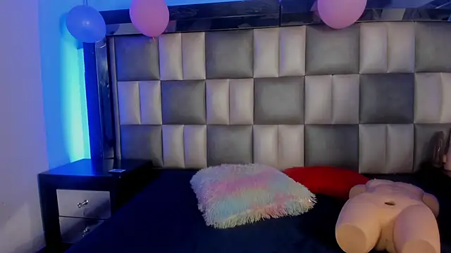 Snapshot of abbiecollins_js chatting on November 2025 05:07:01 AM abbiecollins js online show from November 2025 05:07:01 AM