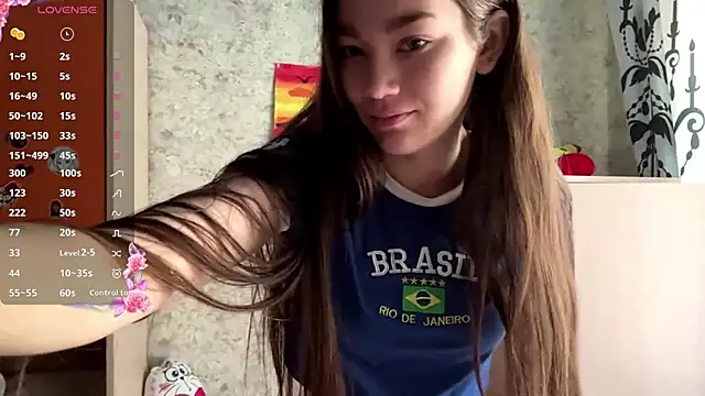 Cuteviola online show from May 2026 12:41:02 AM