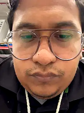 Snapshot of dannybs05 chatting on September 2025 12:33:02 AM dannybs05 online show from September 2025 12:33:02 AM