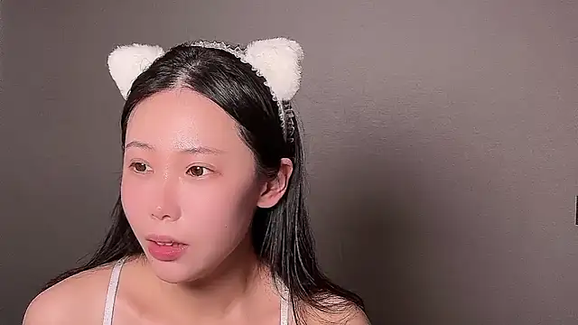 Snapshot of Sweet-taiyang chatting on September 2025 01:02:01 PM Sweet-taiyang online show from September 2025 01:02:01 PM
