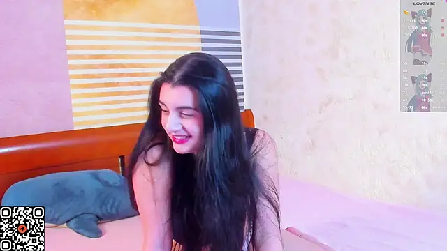 MelanieMooor online show from December 2025 05:17:01 PM