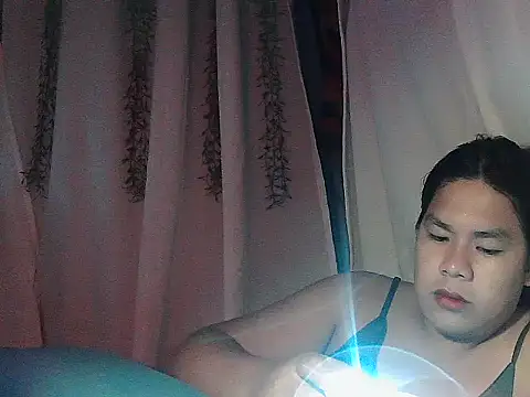 Huntrix2025 online show from December 2025 01:30:01 PM