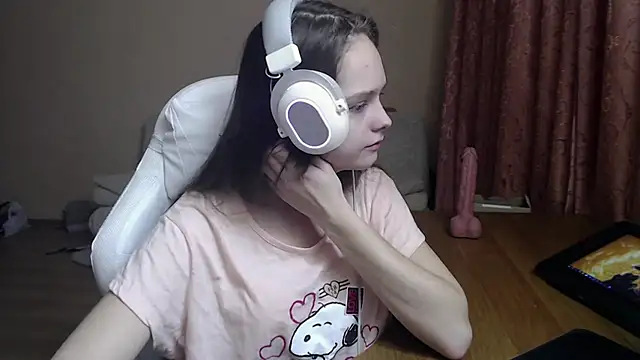 SharybbFace online show from October 2025 03:12:01 PM