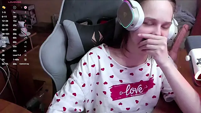 SharybbFace online show from April 2026 03:13:01 PM