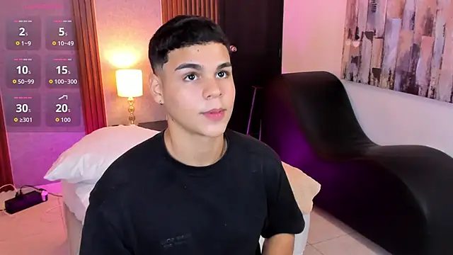 james jonnes online show from October 2025 07:22:02 PM