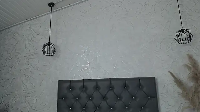 Sabriinaa Foxx online show from April 2026 01:05:01 PM