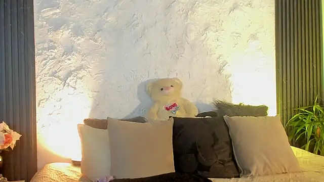 joselin rouse online show from November 2025 11:55:02 AM