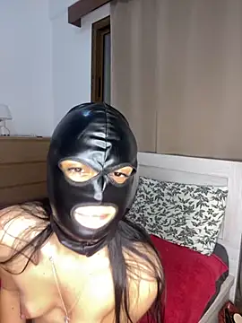 YourRussianGirl online show from November 2025 05:36:02 PM