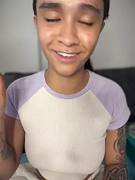 Isabella-Teen online show from March 2026 02:05:02 AM