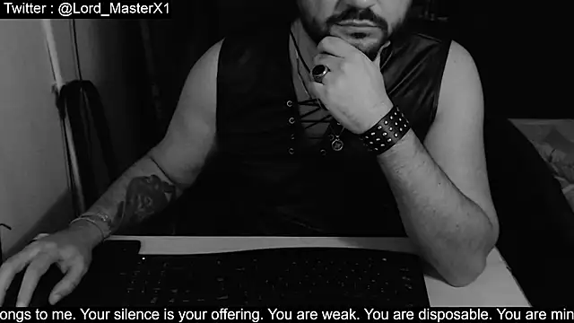 Snapshot of Lord_MasterX chatting on November 2025 01:00:01 AM Lord MasterX online show from November 2025 01:00:01 AM