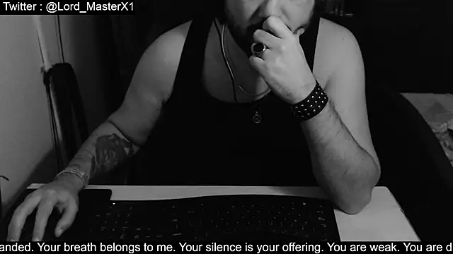 Snapshot of Lord_MasterX chatting on November 2025 01:04:02 PM Lord MasterX online show from November 2025 01:04:02 PM