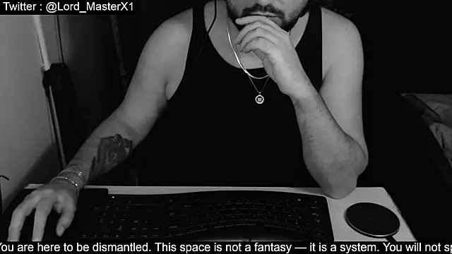 Snapshot of Lord_MasterX chatting on November 2025 10:57:02 PM Lord MasterX online show from November 2025 10:57:02 PM