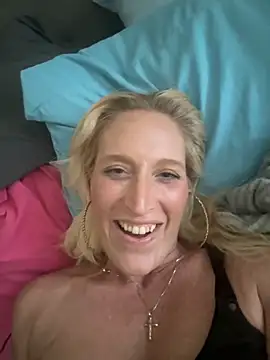 Snapshot of JemTastic chatting on September 2025 05:16:01 PM JemTastic online show from September 2025 05:16:01 PM