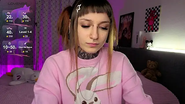 LilithPoison online show from November 2025 06:09:02 PM