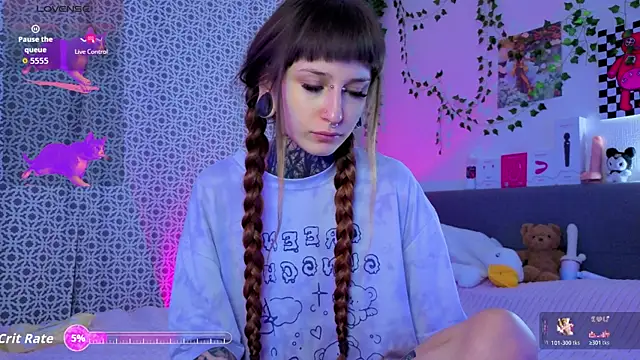 LilithPoison online show from April 2026 06:10:01 PM