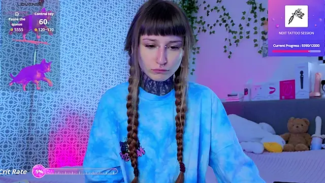 LilithPoison online show from June 2026 06:02:01 PM