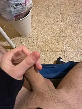 Snapshot of pierino666 chatting on November 2025 09:36:01 PM pierino666 online show from November 2025 09:36:01 PM