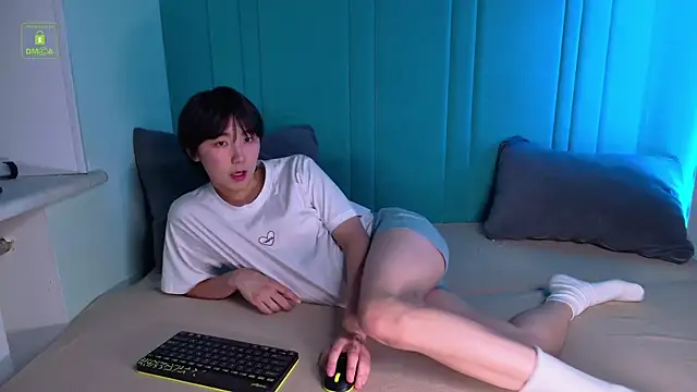 HeejinWang online show from November 2025 08:19:02 PM