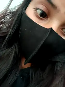 Aaisha-16 online show from December 2025 03:00:02 AM