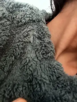 Aaisha-16 online show from January 2026 03:12:02 AM