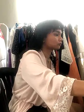 estradiolist online show from October 2025 05:07:01 AM