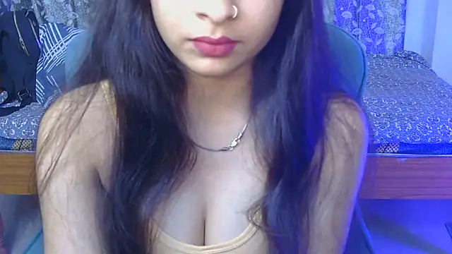 Snapshot of alaviya-19 chatting on June 2026 05:52:02 AM alaviya-19 online show from June 2026 05:52:02 AM