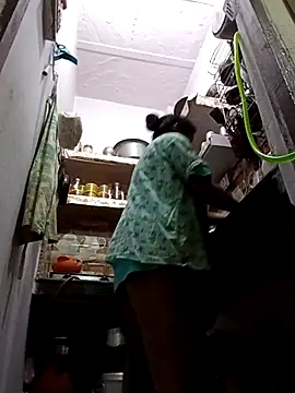 aliya-jaan71 online show from November 2025 07:30:02 PM