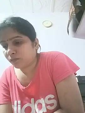 aliya-jaan71 online show from June 2026 07:10:01 AM