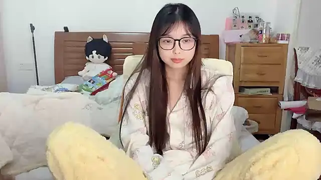 Akong11 online show from December 2025 02:26:01 PM