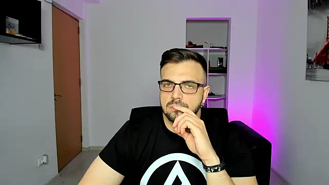 Jace Thorne online show from November 2025 05:15:01 PM