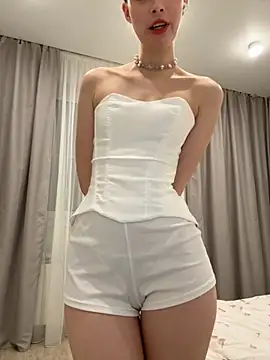 FriendlyFire 18 online show from November 2025 08:22:02 PM