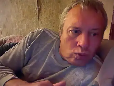 evulis1 online show from October 2025 09:35:02 PM