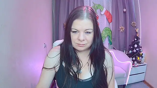 Snapshot of BritneyRaine chatting on November 2025 07:12:01 AM BritneyRaine online show from November 2025 07:12:01 AM