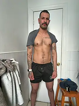 Snapshot of latinoxx1992 chatting on February 2026 01:48:02 PM latinoxx1992 online show from February 2026 01:48:02 PM