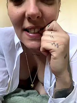 anonyme hot47 online show from November 2025 09:53:01 AM