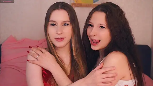 GabrielleLynchard online show from November 2025 07:35:02 PM